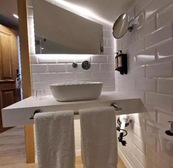 Hotelli El Rosal De Cudillero