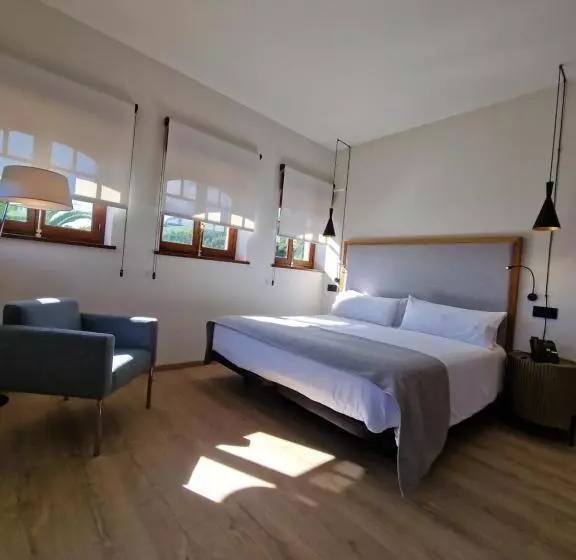 Hotelli El Rosal De Cudillero