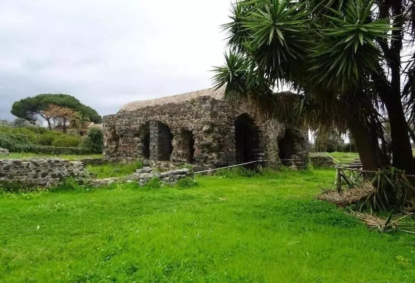 هتل Etna Residence Zafferana Etnea