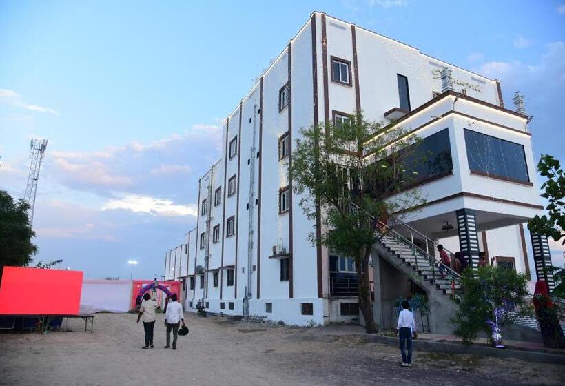 Hotel Geetanjali Excellency