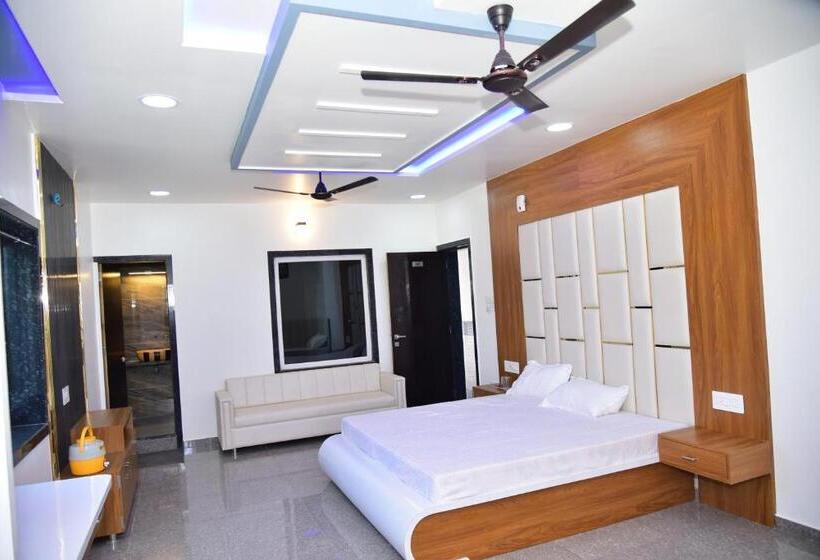 Hotel Geetanjali Excellency