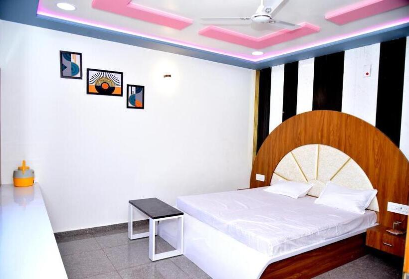 Hotel Geetanjali Excellency