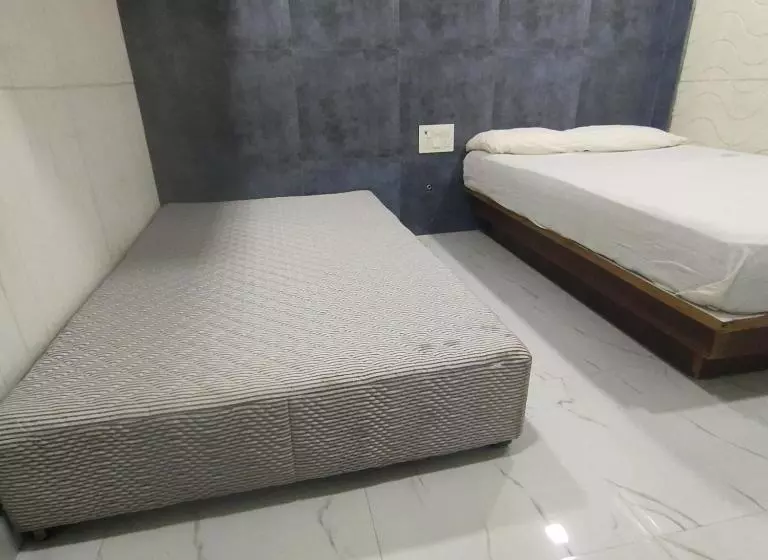 Hotelli Hyton Grand Kilambakkam