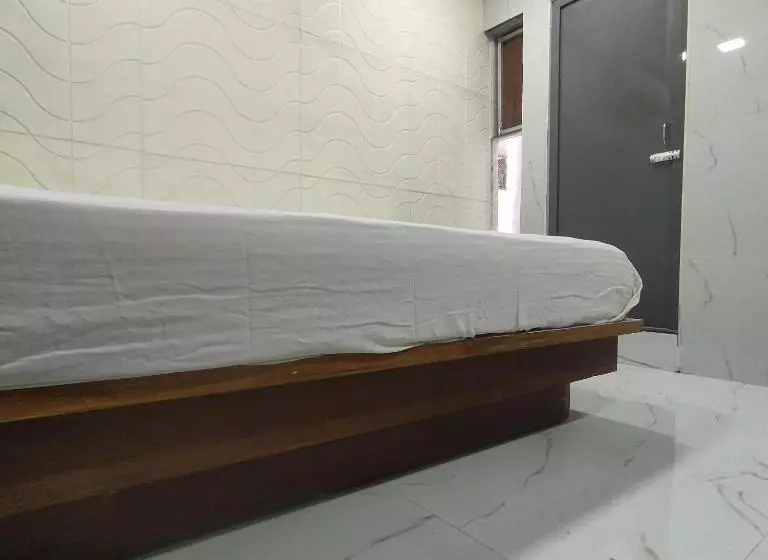 Hotelli Hyton Grand Kilambakkam