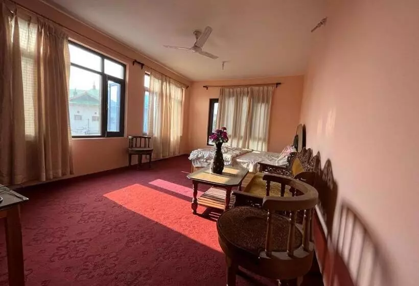 ホテル Johns Palace