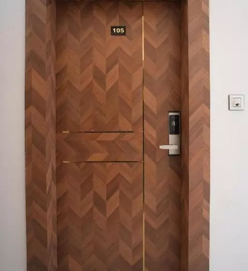 ホテル Shanti International