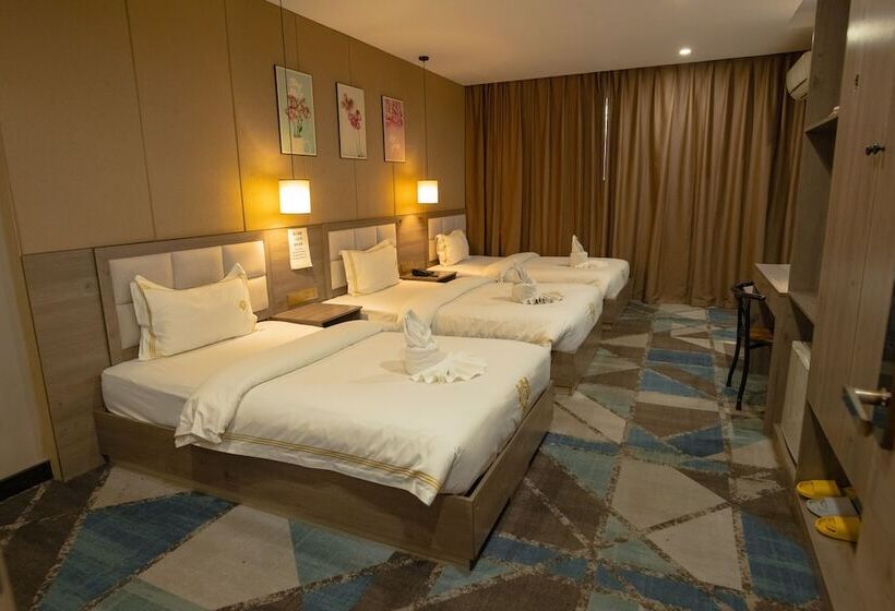 בית מלון כפרי Sunshine