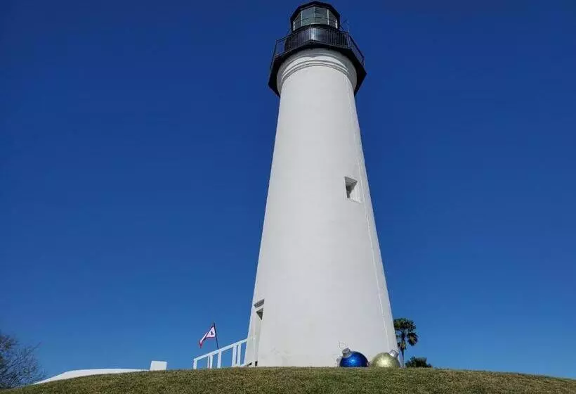 Hotelli The Lighthouse Boutique