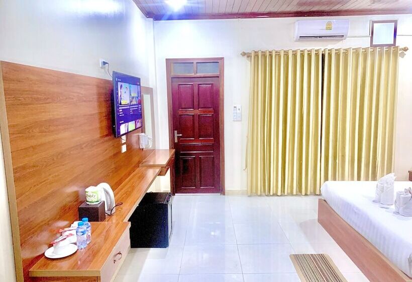 בית מלון כפרי Vang Vieng Garden Villa