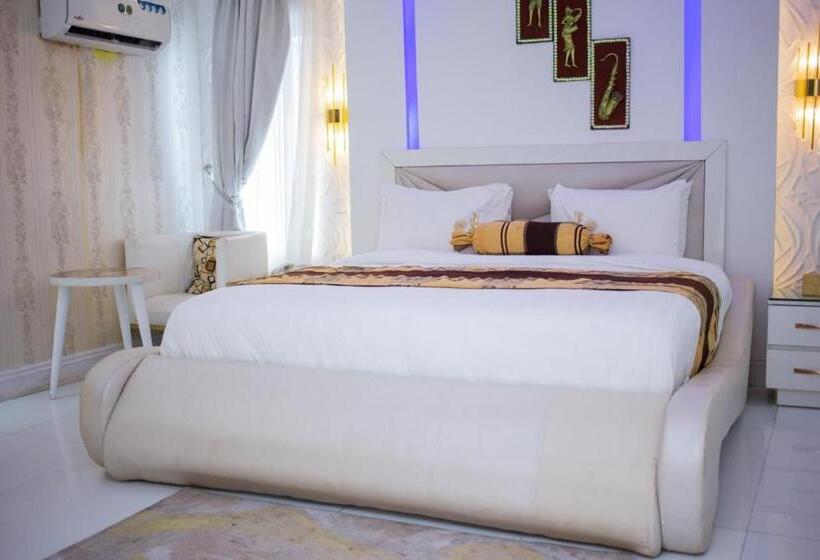 هتل White Deck Beach Resort