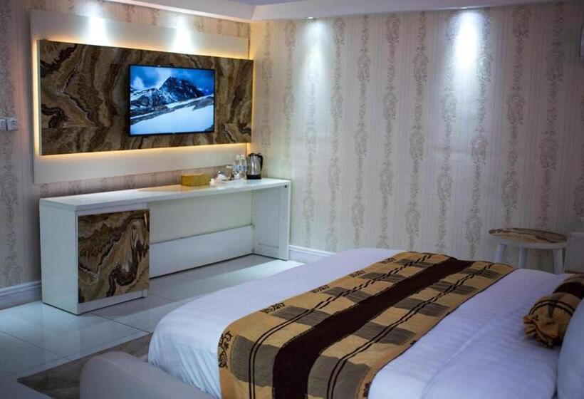 هتل White Deck Beach Resort