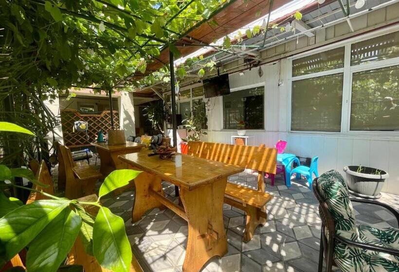 پانسیون Casa Francisc