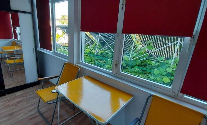 پانسیون Casa Francisc