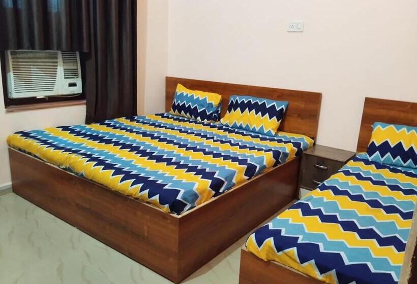 بنسيون Shiv Shakti Palace