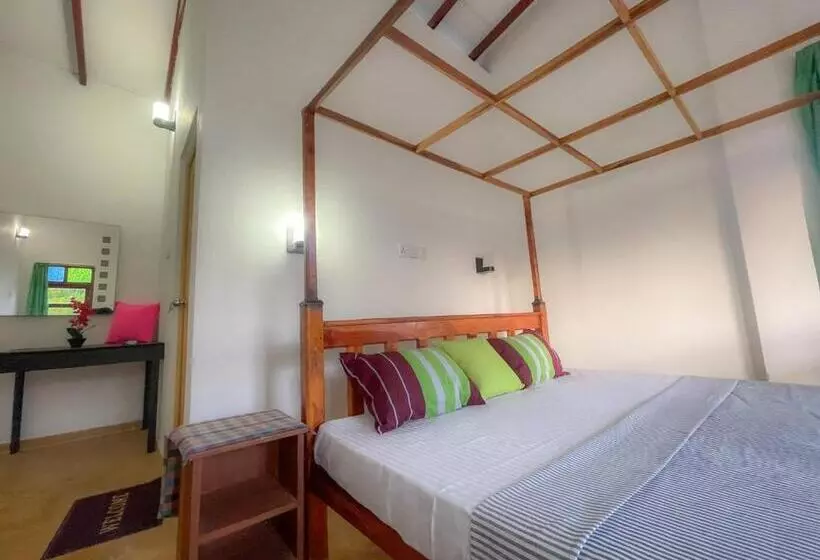 ペンション Summer Lodge Tangalle