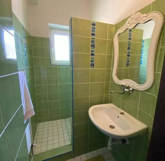 ペンション Turistická Ubytovňa Vartáš
