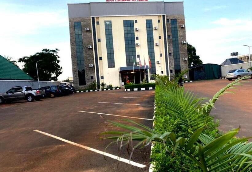 Rove Luxury Hotel And Suites