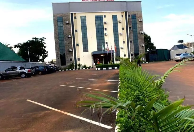 Rove Luxury Hotel And Suites