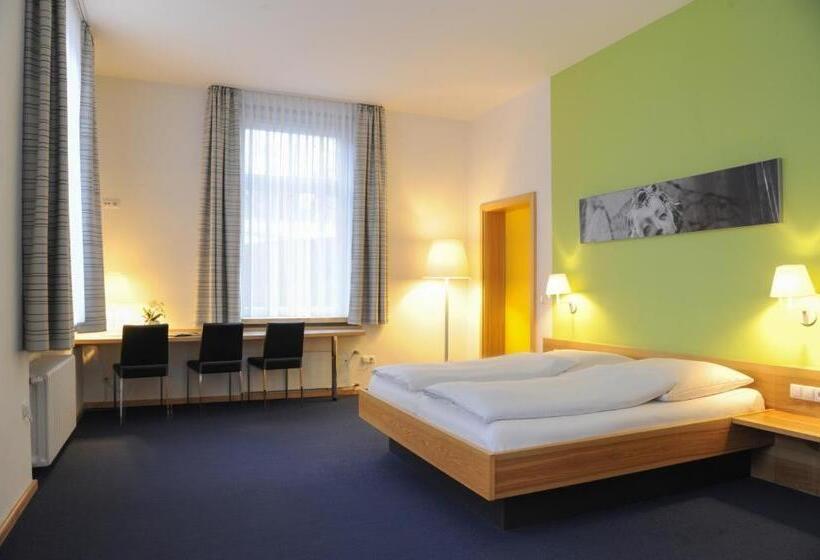 Отель Bildungs  Uns Tagungshäuser Vierzehnheiligen Diözesanhaus