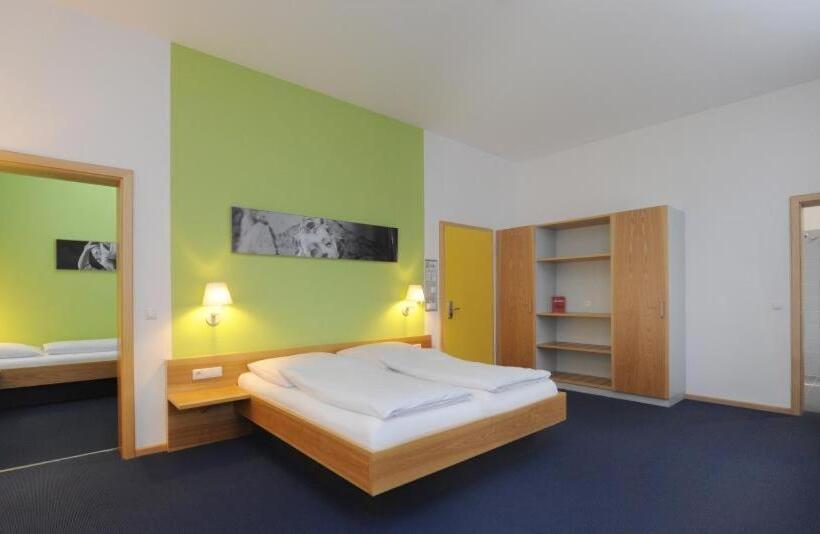 Отель Bildungs  Uns Tagungshäuser Vierzehnheiligen Diözesanhaus