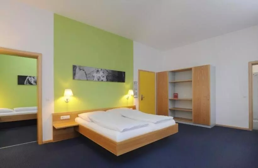 Hotelli Bildungs  Uns Tagungshäuser Vierzehnheiligen Diözesanhaus