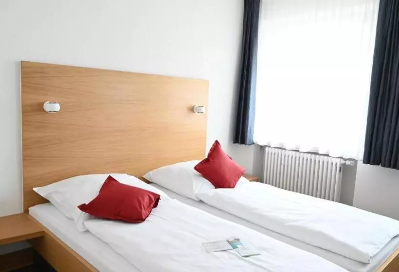 Hotelli Bildungs  Uns Tagungshäuser Vierzehnheiligen Diözesanhaus