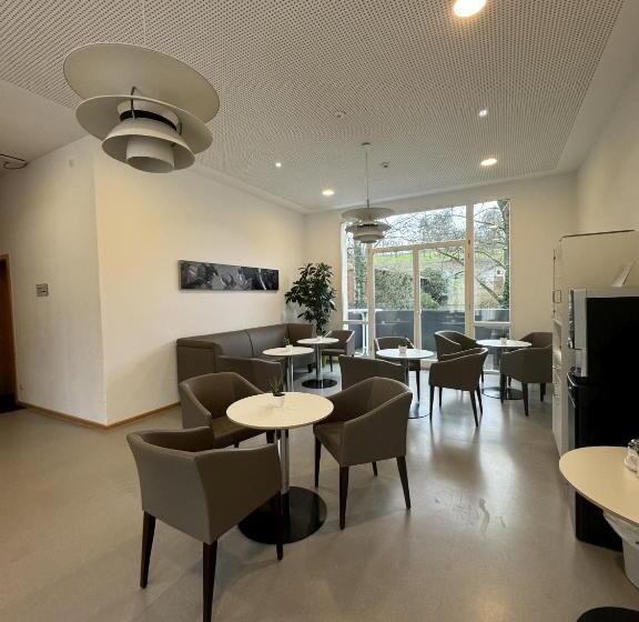 Отель Bildungs  Uns Tagungshäuser Vierzehnheiligen Diözesanhaus