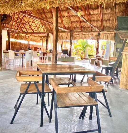 מלון כמוסות Asana Glamping