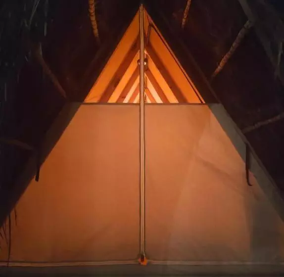 Kapselihotelli Asana Glamping