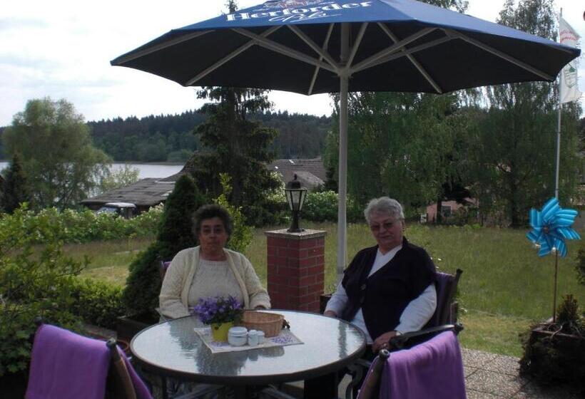 فندق Ferienhof Altglobsow/ Cafe Seeblick