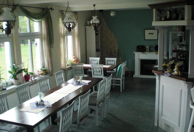 فندق Ferienhof Altglobsow/ Cafe Seeblick