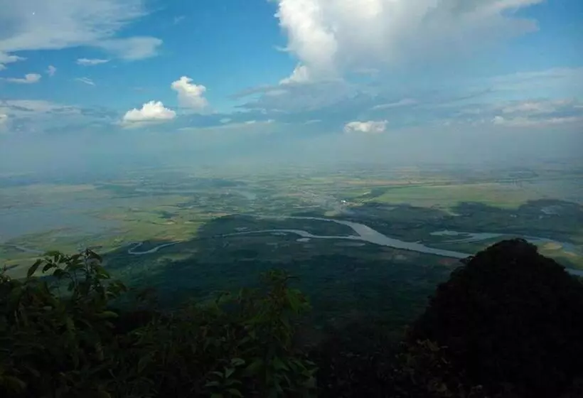 Hotelli Le Verde Lodge