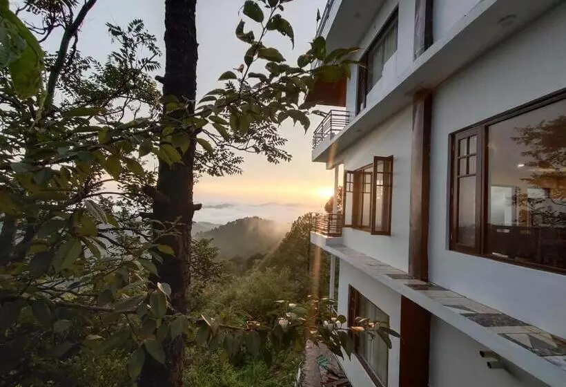 Hotelli Leela The Flavors Of Nature