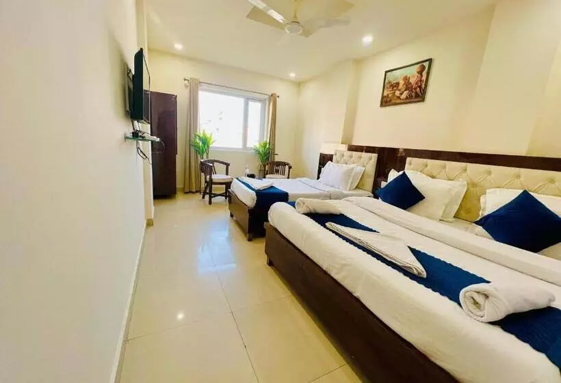 Hotelli The Pacific Grand Haridwar