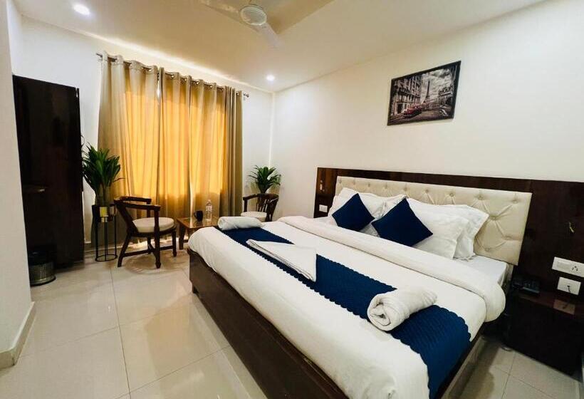 Hotel The Pacific Grand Haridwar