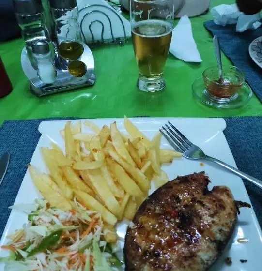 ホテル Pensão Ideal