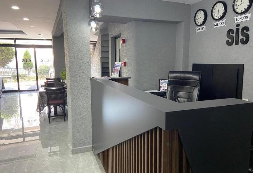 هتل Si̇s