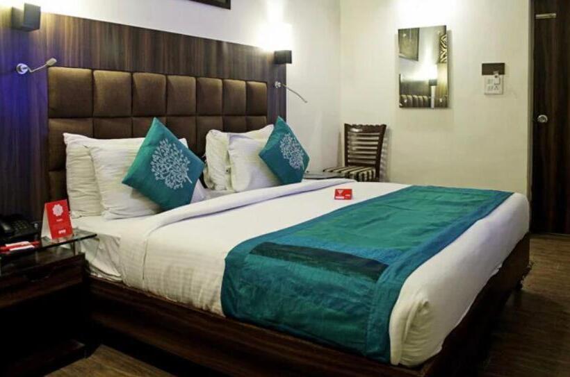 Hotel Taj Comfort 500mtr Tajmahal