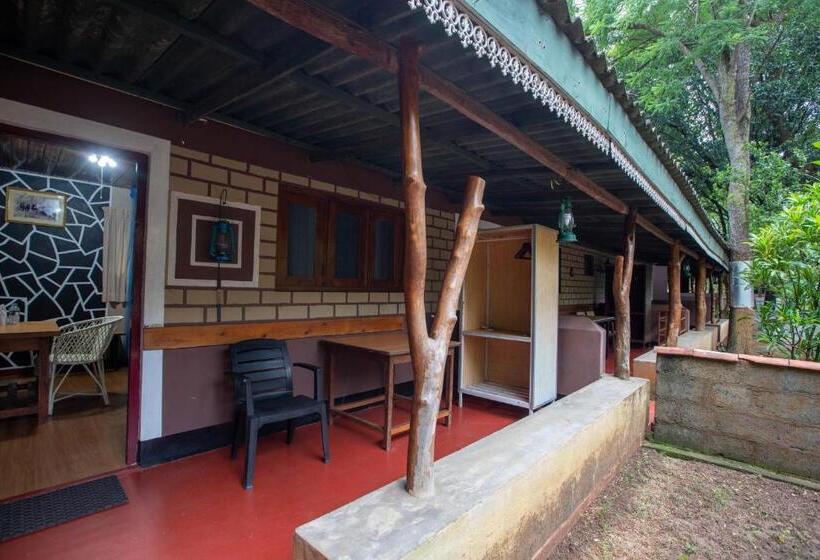 호텔 Udawalawa Safari Village