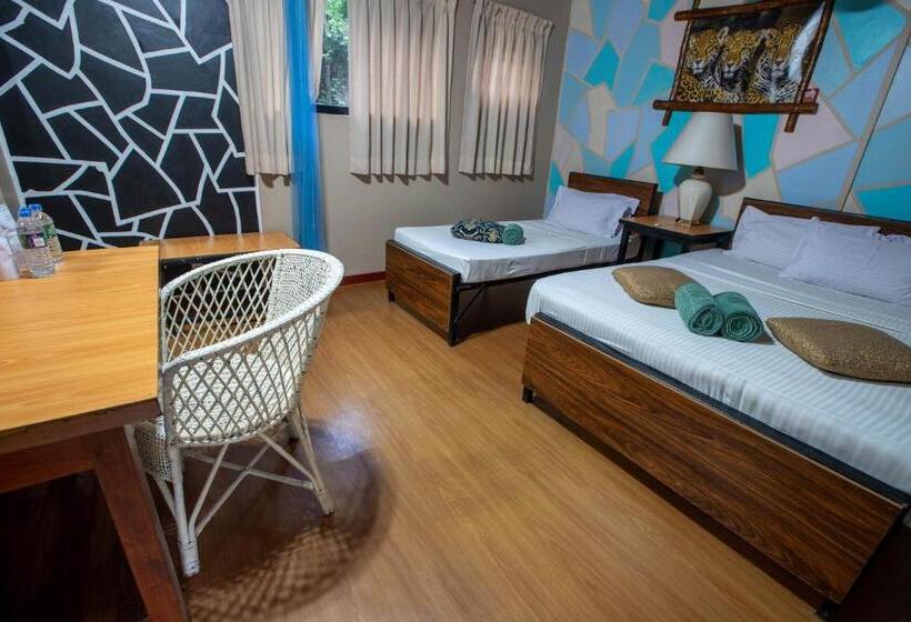 호텔 Udawalawa Safari Village