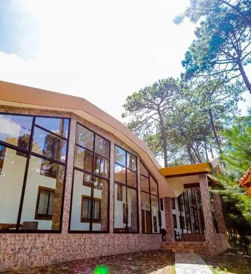 La Ocotera Hotel De Montaña