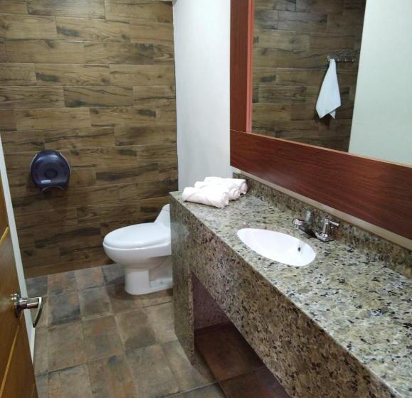 La Ocotera Hotel De Montaña