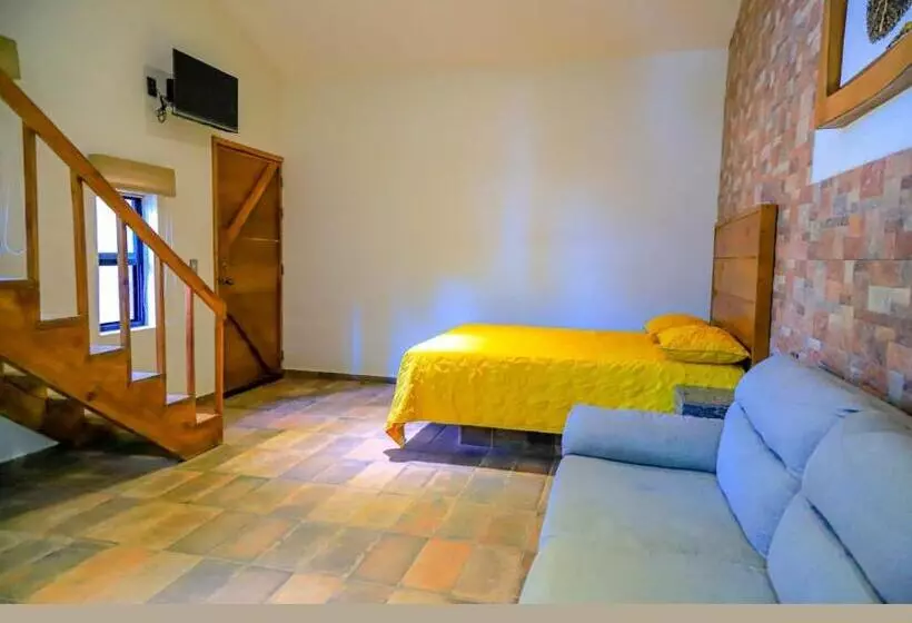 La Ocotera Hotel De Montaña