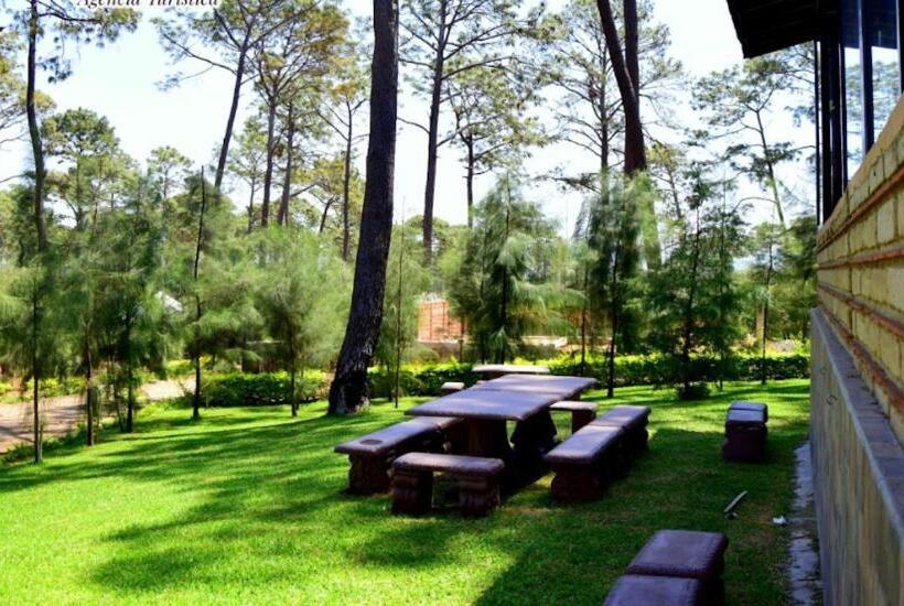 La Ocotera Hotel De Montaña