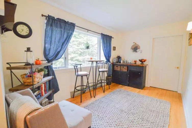 Paper Mill Pines Bed And Breakfast