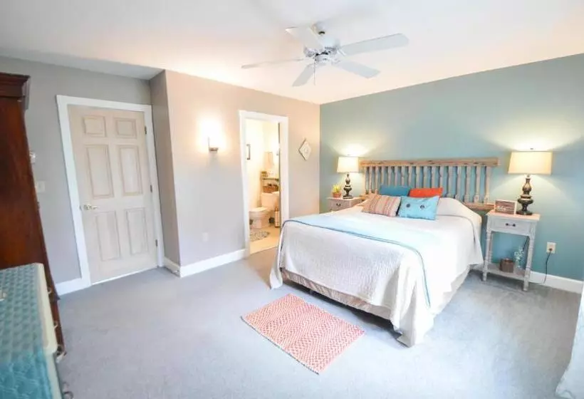 Paper Mill Pines Bed And Breakfast