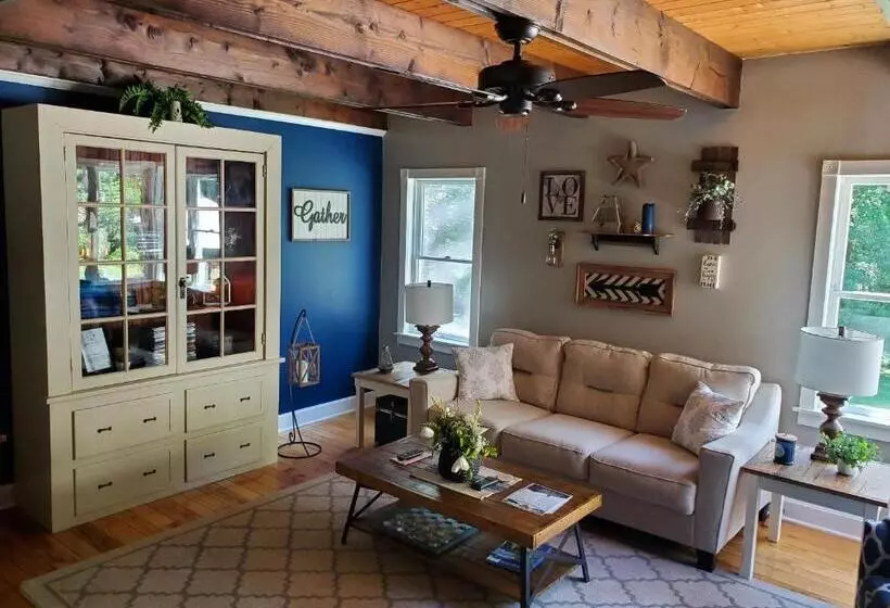 Paper Mill Pines Bed And Breakfast