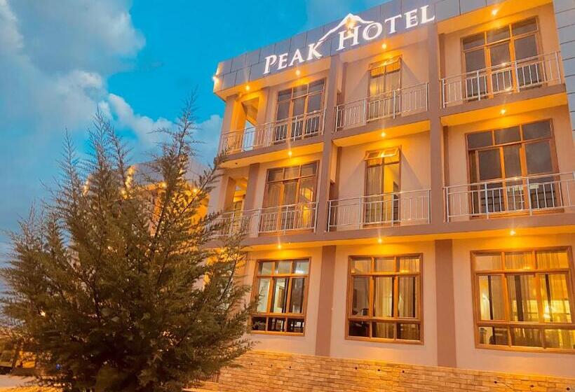 Peak Hotel Karatu