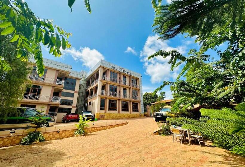 Peak Hotel Karatu