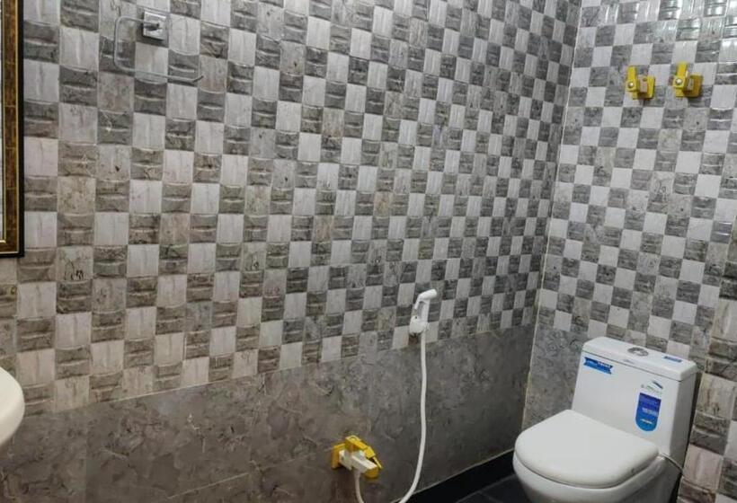 膳宿费 Arnav Guest House